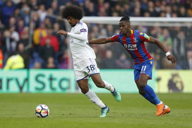 展现出他作 展现出他作