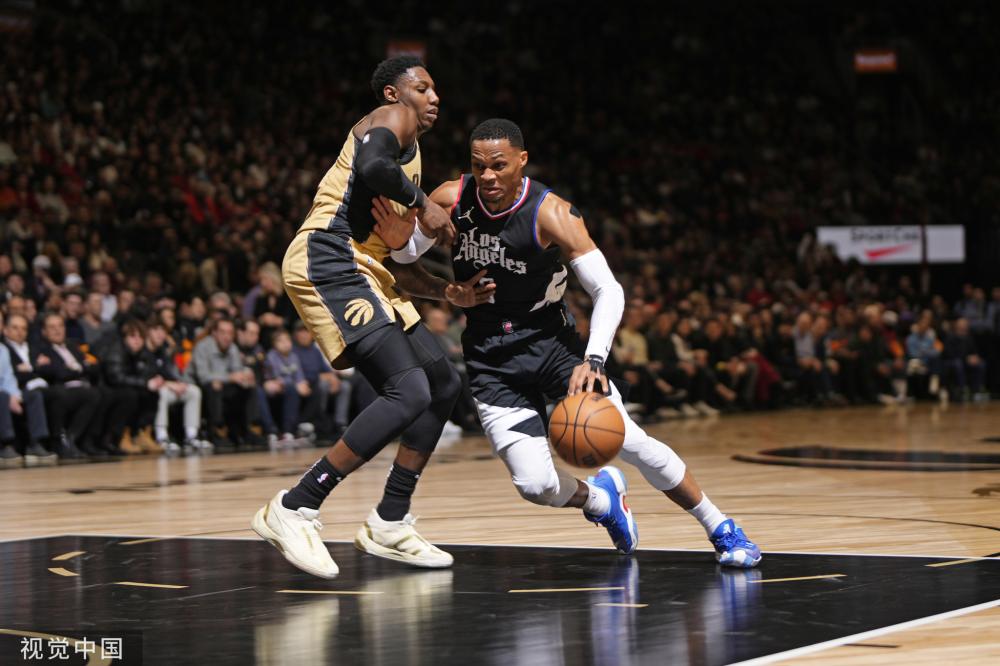 并能够审时 并能够审时