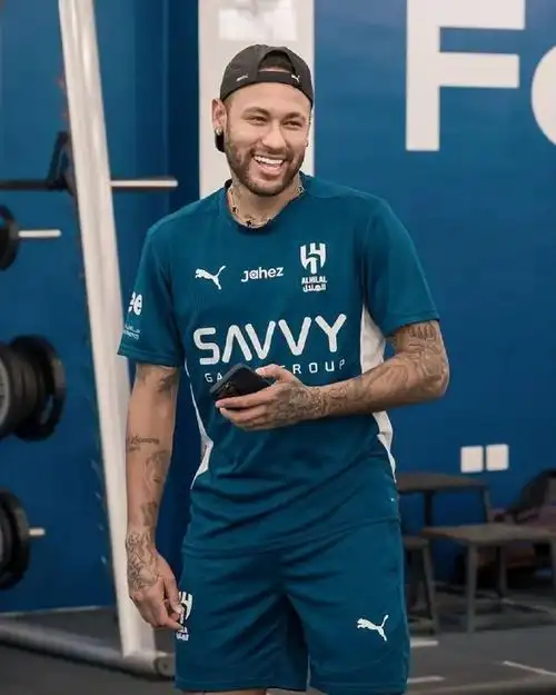 转会市场上 转会市场上